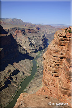 Blick auf den River mit den Stromschnellen